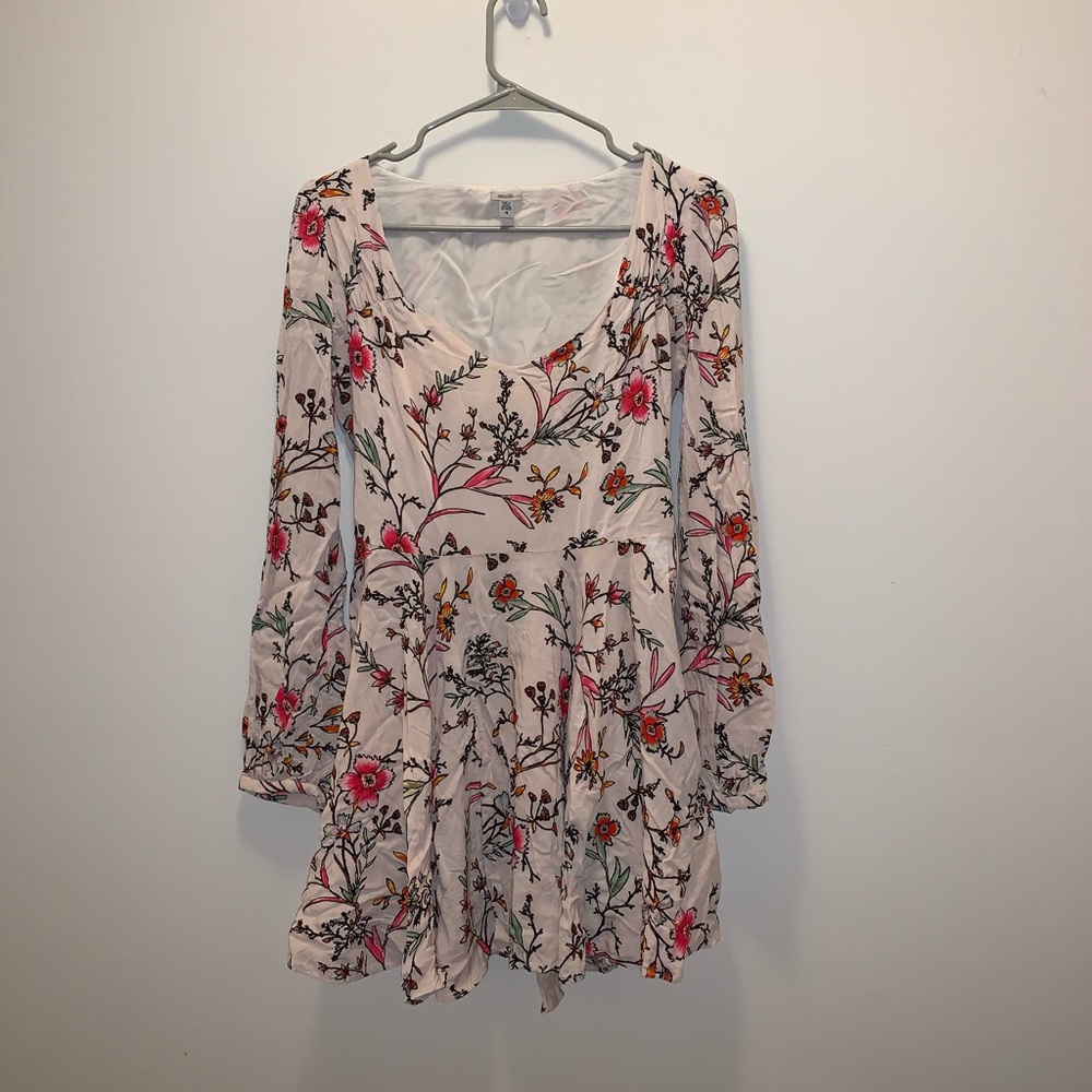 DRESS FROM URBAN OUTFITTERS SIZE: 4